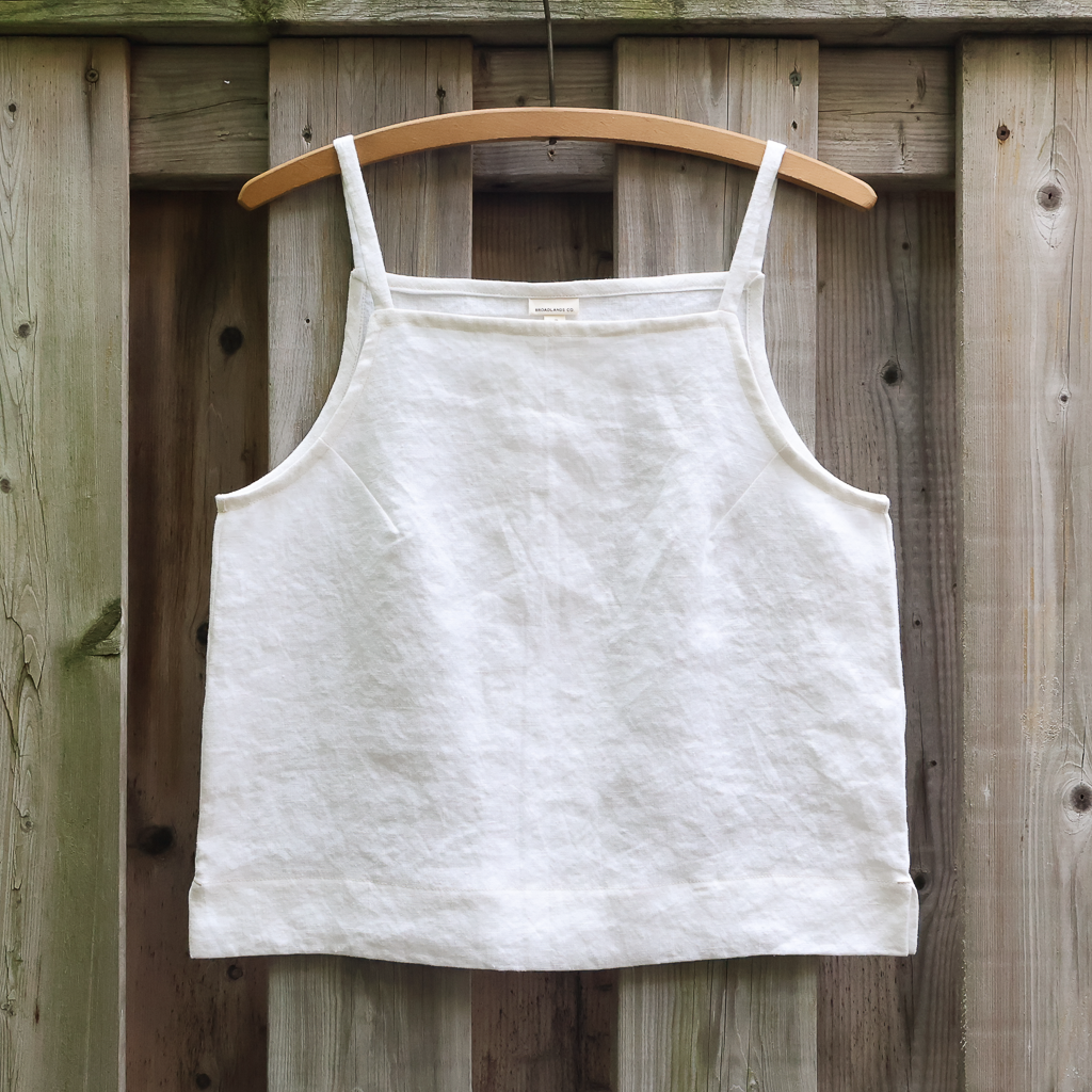 Broadlands Garden Tank White